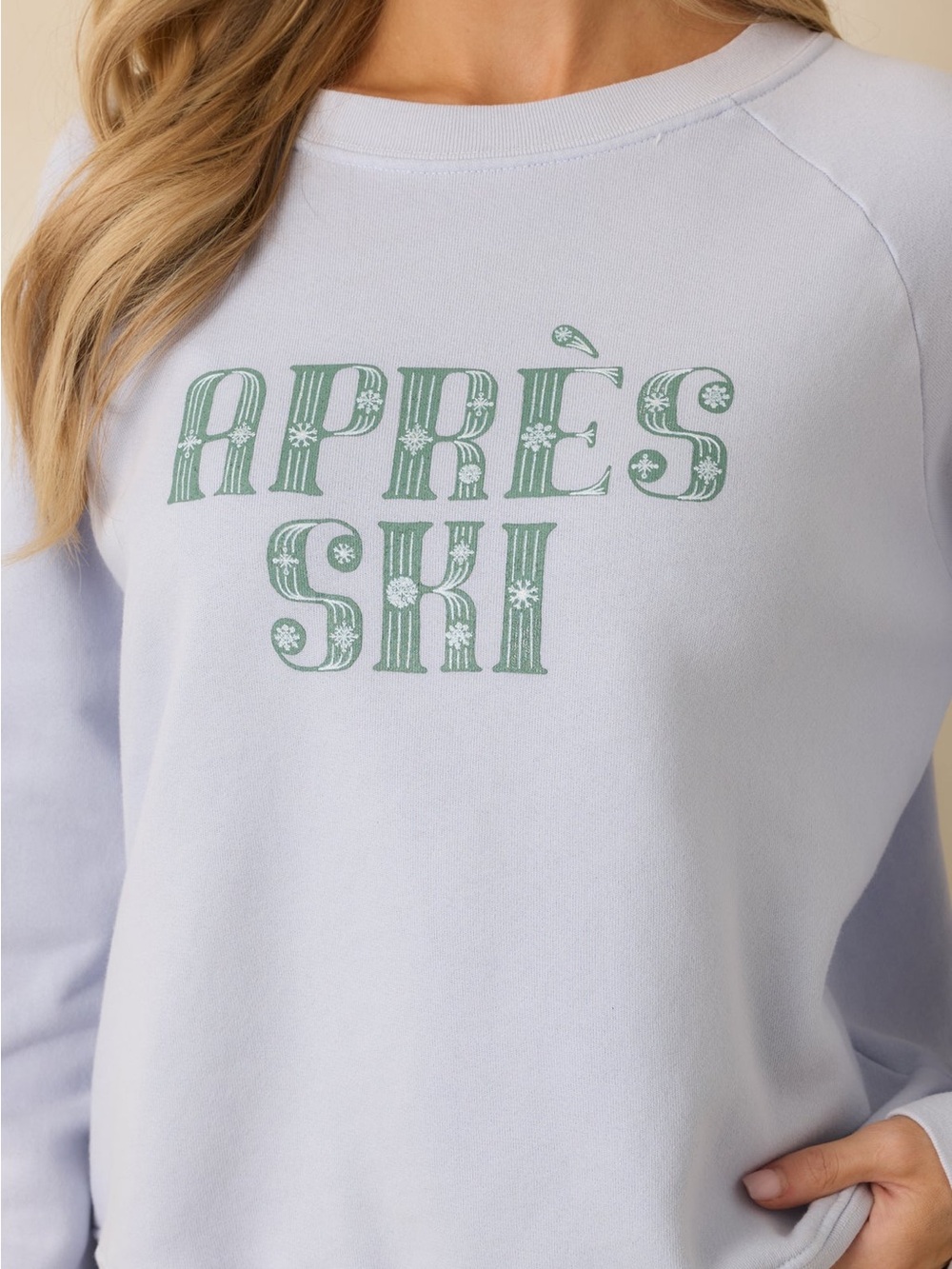 Daydreamer Après Ski Shrunken Raglan Sweatshirt Size Medium